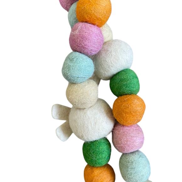 Begonia Market Felt Fabric Bunny & Pom Pom Easter Garland 6 ft Multicolor New - Picture 5 of 8